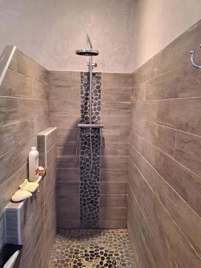 Image No.17-3 Bed House for sale