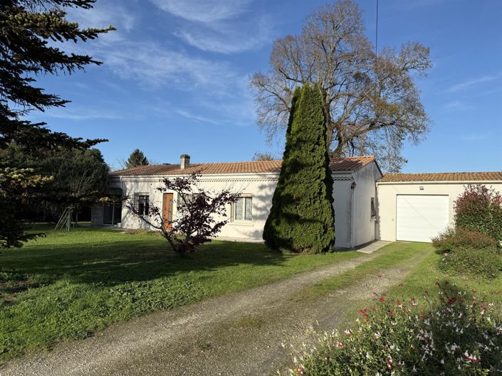 Image No.2-4 Bed House for sale