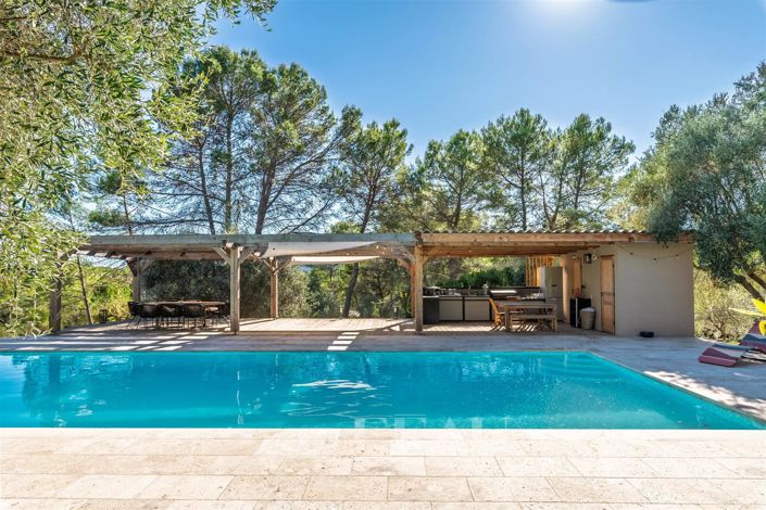 Image No.18-Maison de 7 chambres à vendre à Bagnols-en-Forêt