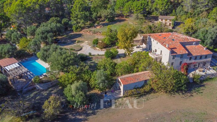 Image No.3-Maison de 7 chambres à vendre à Bagnols-en-Forêt