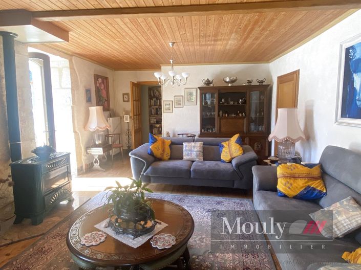 Image No.2-4 Bed House for sale