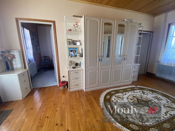 Image No.22-4 Bed House for sale