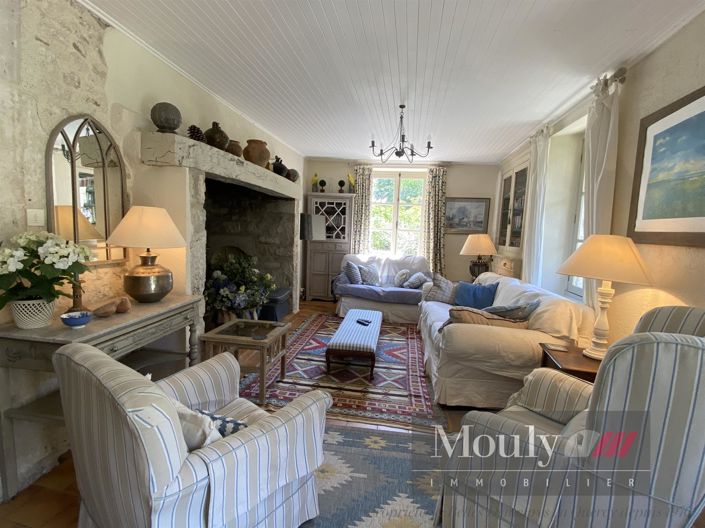 Image No.17-4 Bed House for sale