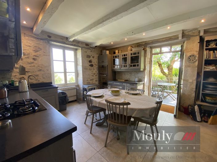 Image No.24-4 Bed House for sale