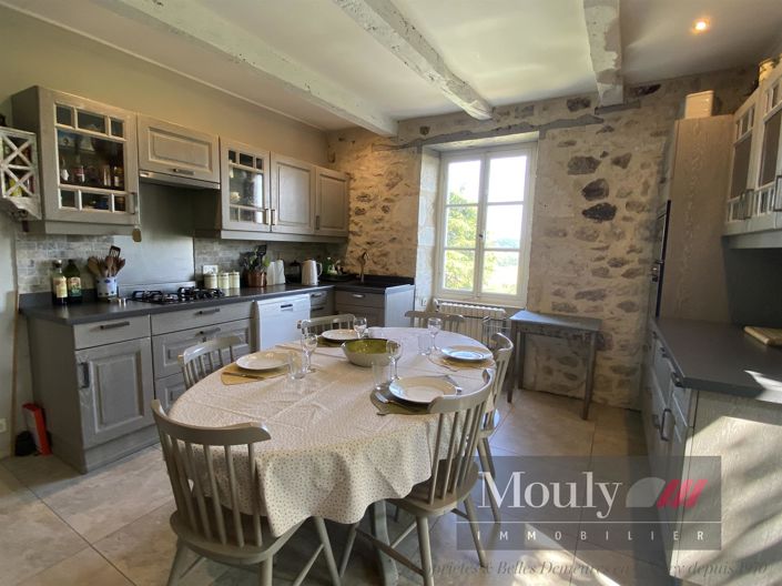 Image No.25-4 Bed House for sale