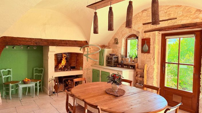 Image No.5-5 Bed House for sale