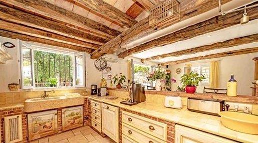 Image No.9-5 Bed House for sale