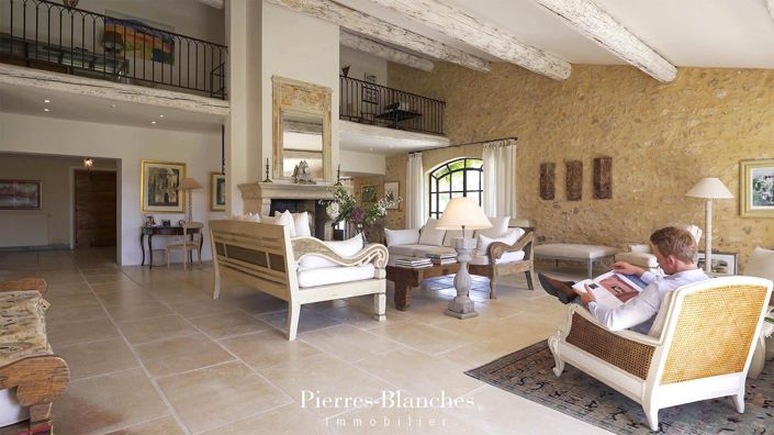 Image No.3-10 Bed House for sale