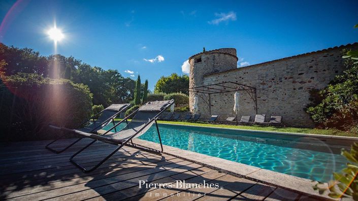 Image No.3-10 Bed House for sale