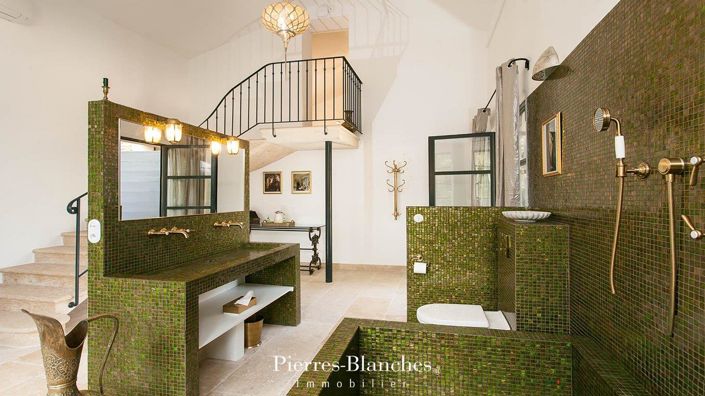 Image No.9-10 Bed House for sale