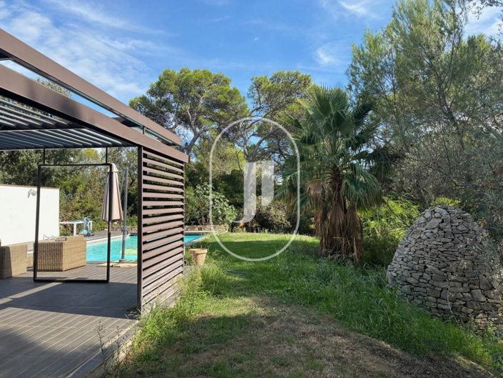 Image No.10-4 Bed House for sale