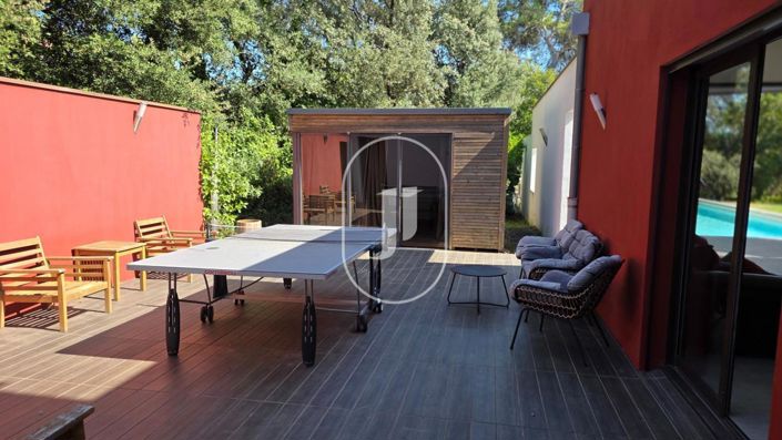 Image No.9-4 Bed House for sale