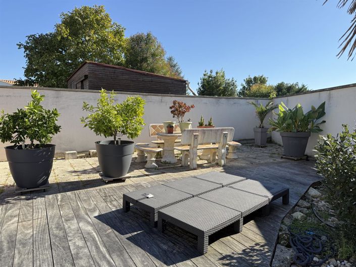 Image No.22-3 Bed House for sale