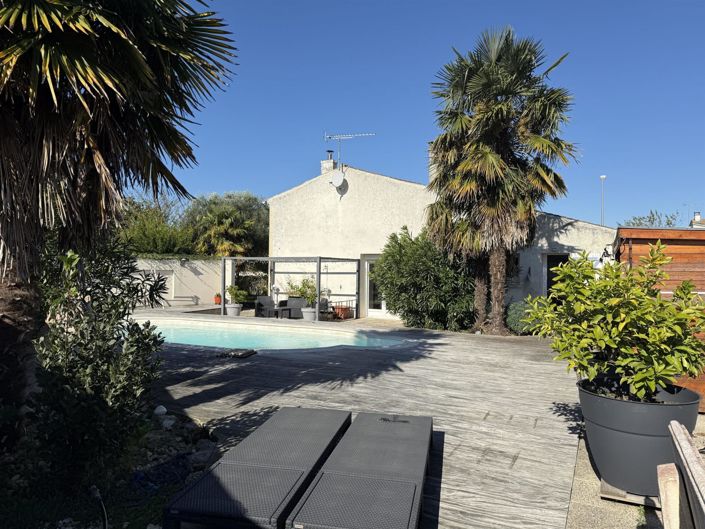 Image No.24-3 Bed House for sale