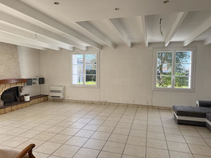 Image No.28-3 Bed House for sale