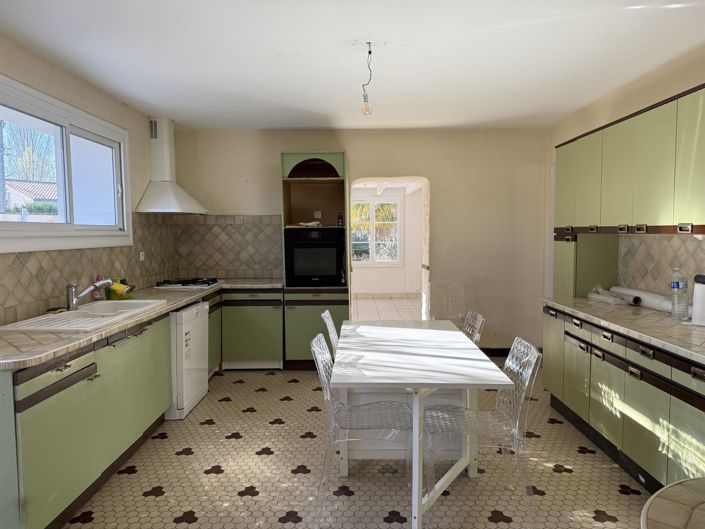 Image No.6-3 Bed House for sale