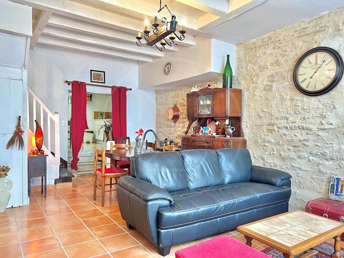 Image No.1-3 Bed House for sale