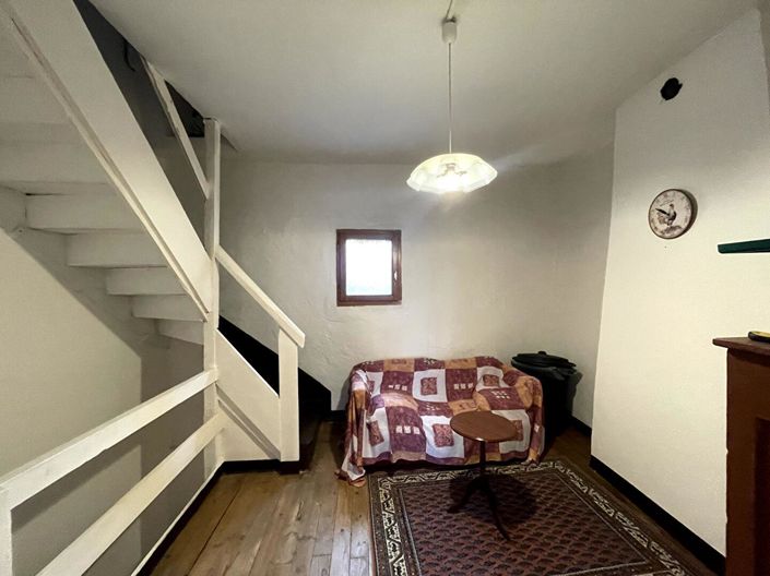 Image No.6-3 Bed House for sale