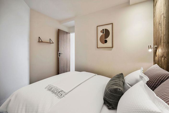 Image No.10-3 Bed Apartment for sale