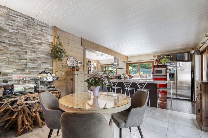 Image No.4-4 Bed House for sale