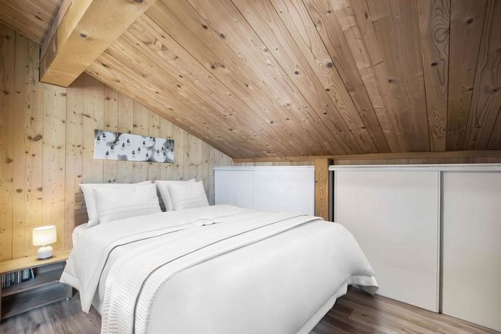 Image No.8-4 Bed House for sale