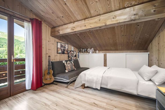 Image No.9-4 Bed House for sale