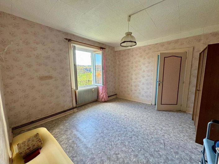 Image No.10-3 Bed House for sale