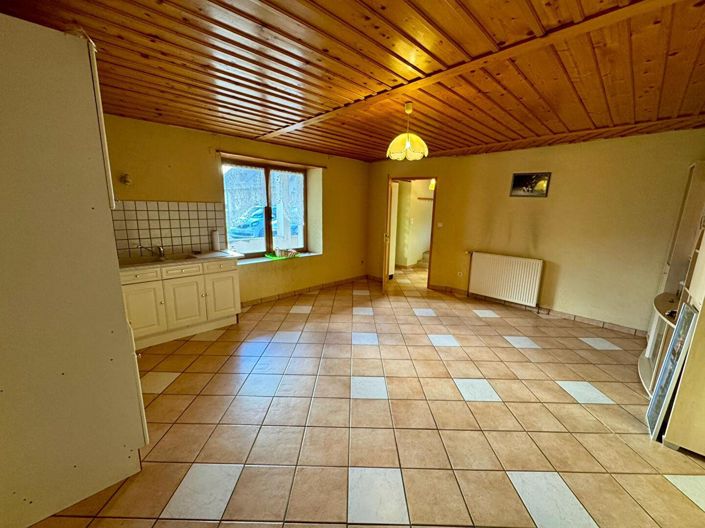 Image No.8-3 Bed House for sale