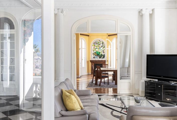 Image No.9-6 Bed House for sale