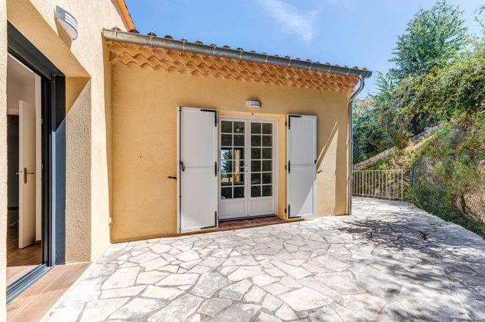 Image No.26-4 Bed House for sale