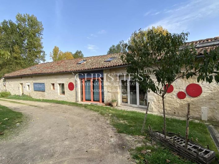 Image No.11-Maison de 17 chambres à vendre à Angoulême