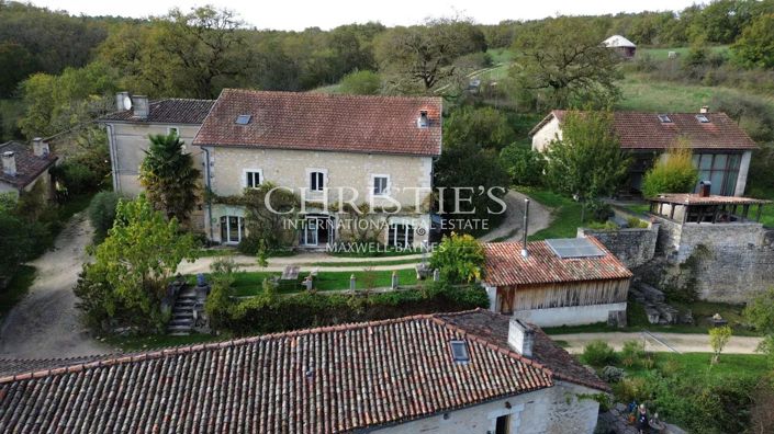 Image No.5-Maison de 17 chambres à vendre à Angoulême