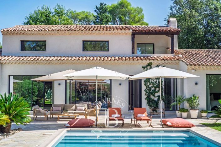 Image No.4-5 Bed House for sale