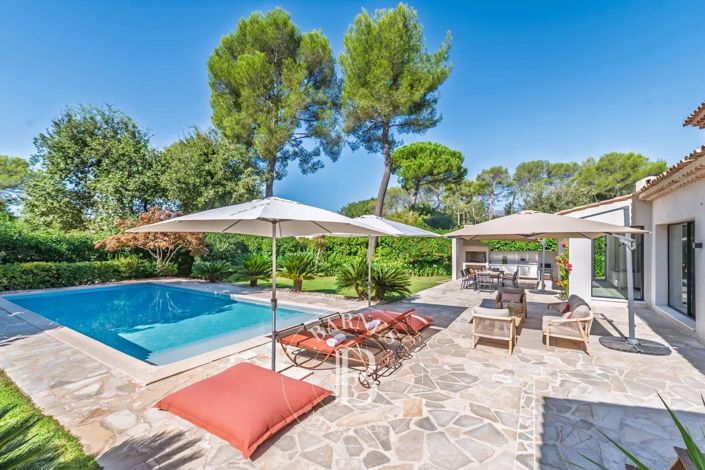 Image No.6-5 Bed House for sale