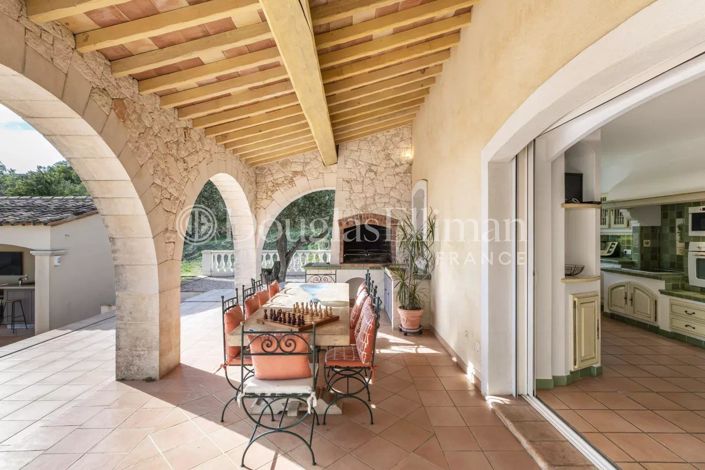 Image No.7-5 Bed House for sale