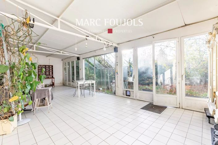 Image No.5-6 Bed House for sale