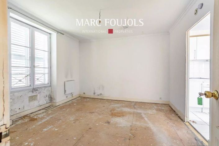 Image No.9-6 Bed House for sale