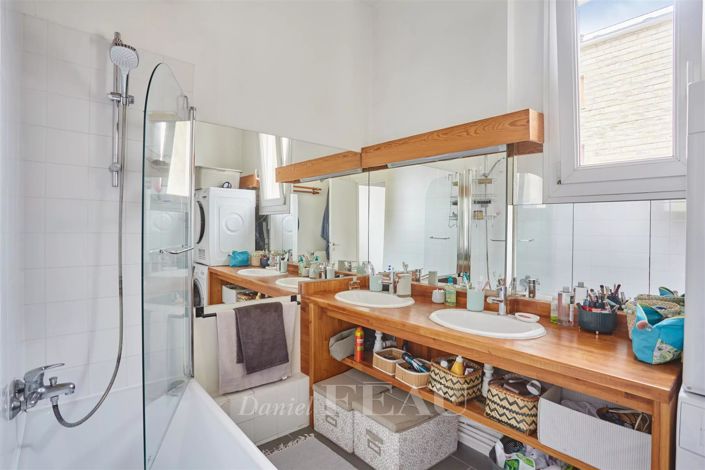 Image No.12-3 Bed Apartment for sale