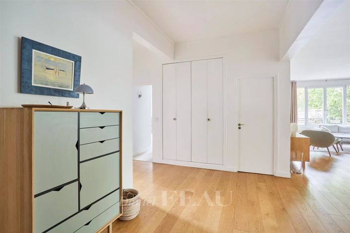 Image No.7-3 Bed Apartment for sale