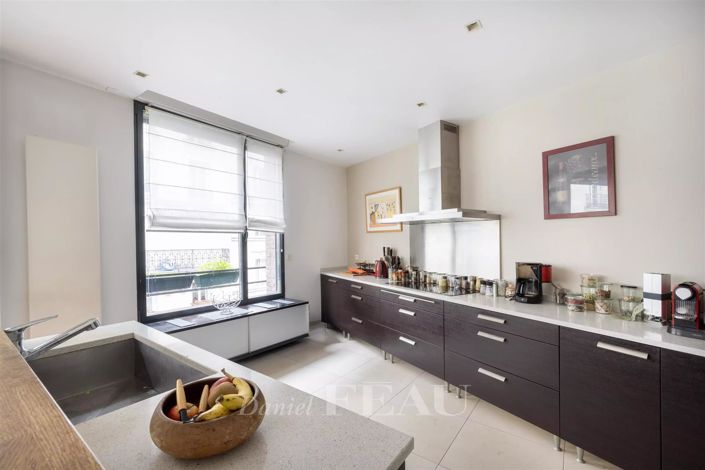 Image No.10-5 Bed House for sale