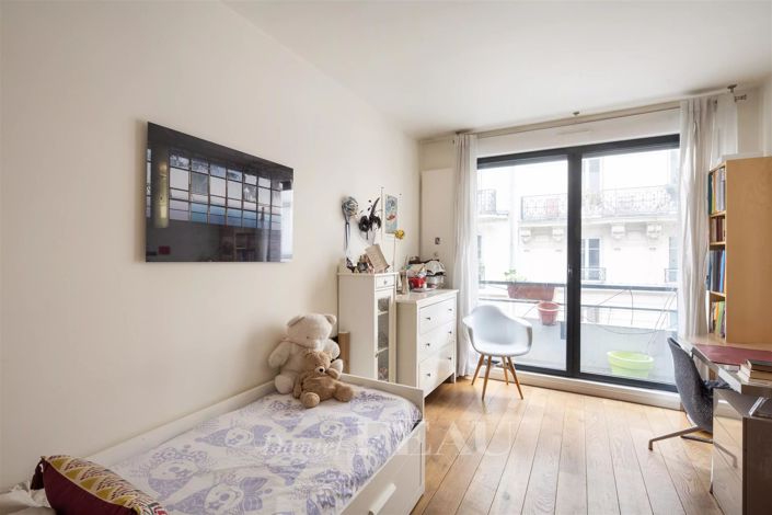 Image No.16-5 Bed House for sale