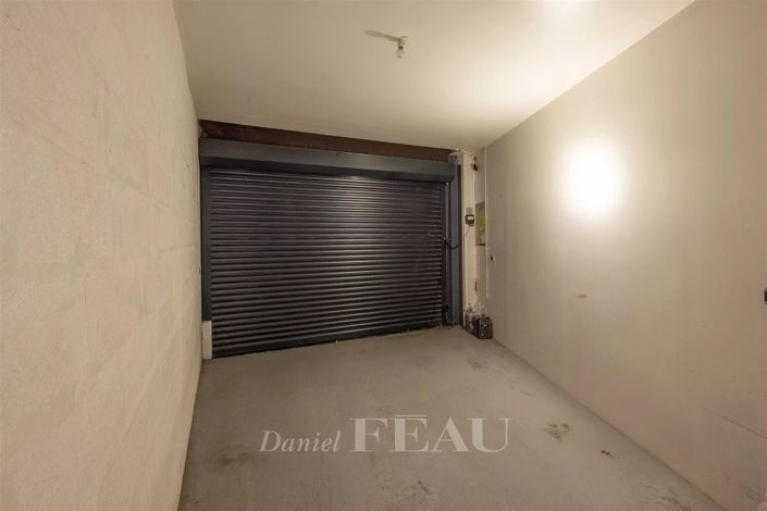 Image No.23-5 Bed House for sale