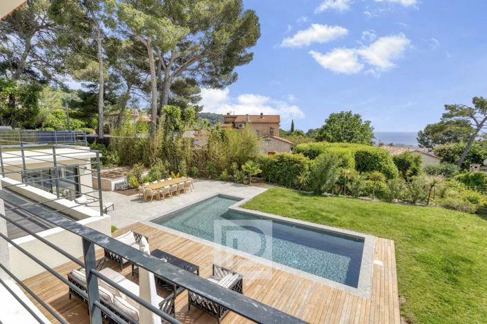 Image No.14-4 Bed House for sale