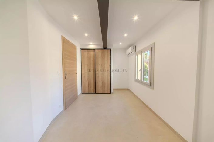 Image No.13-3 Bed House for sale