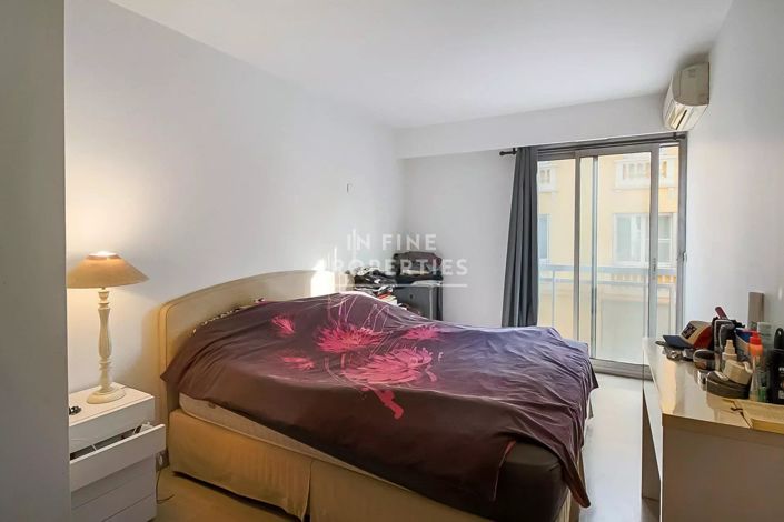 Image No.8-Apartment for sale