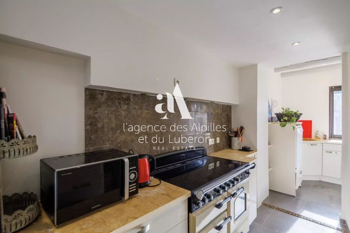 Image No.10-3 Bed House for sale