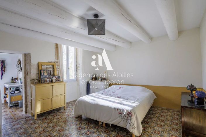 Image No.11-3 Bed House for sale