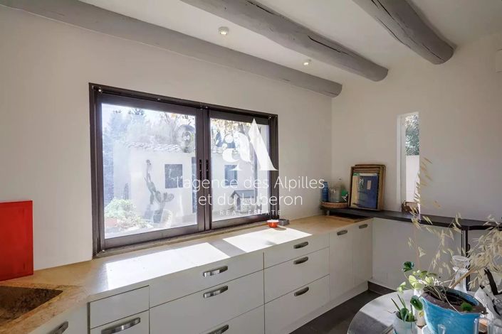 Image No.8-3 Bed House for sale