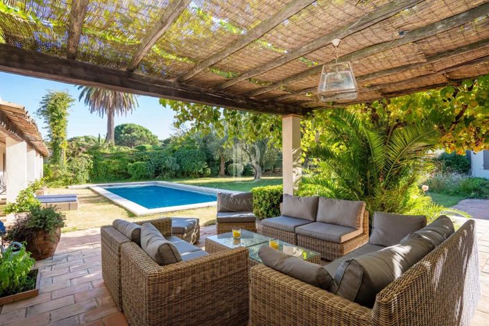 Image No.7-8 Bed House for sale