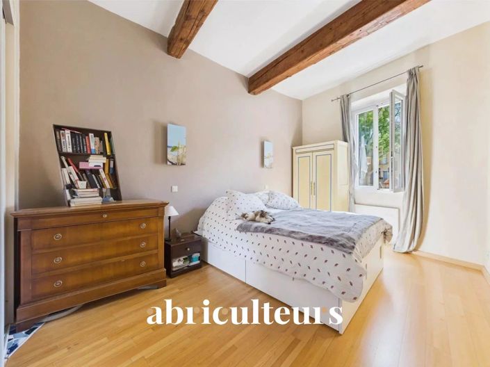 Image No.15-3 Bed House for sale